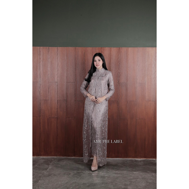 amrthelabel / marra hijab / deep purple