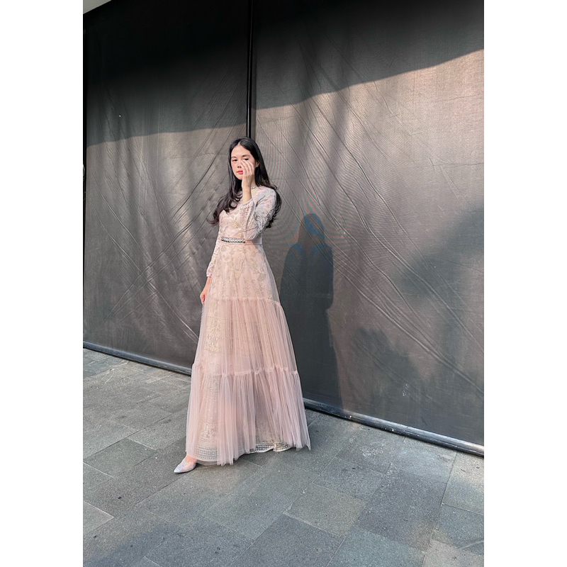 amrthelabel / fairy hijab / nude