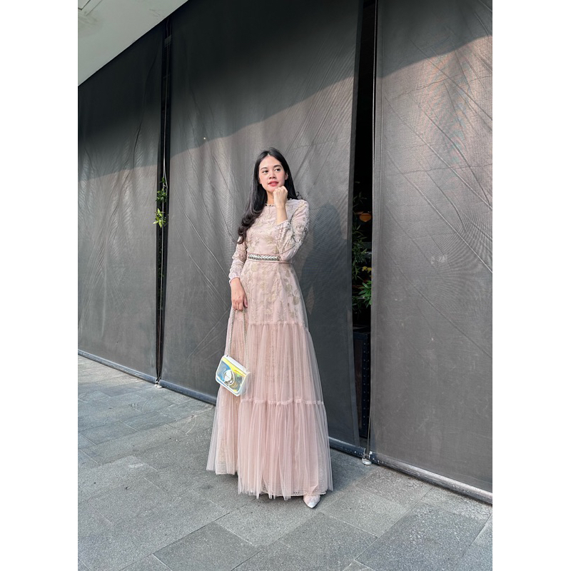 amrthelabel / fairy hijab / nude