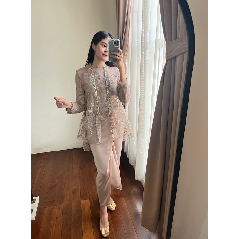 amrthelabel / marlli set / nude