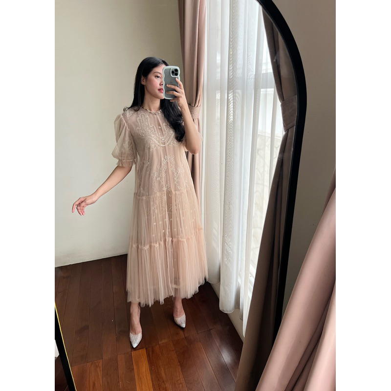 amrthelabel / oscar midi / nude