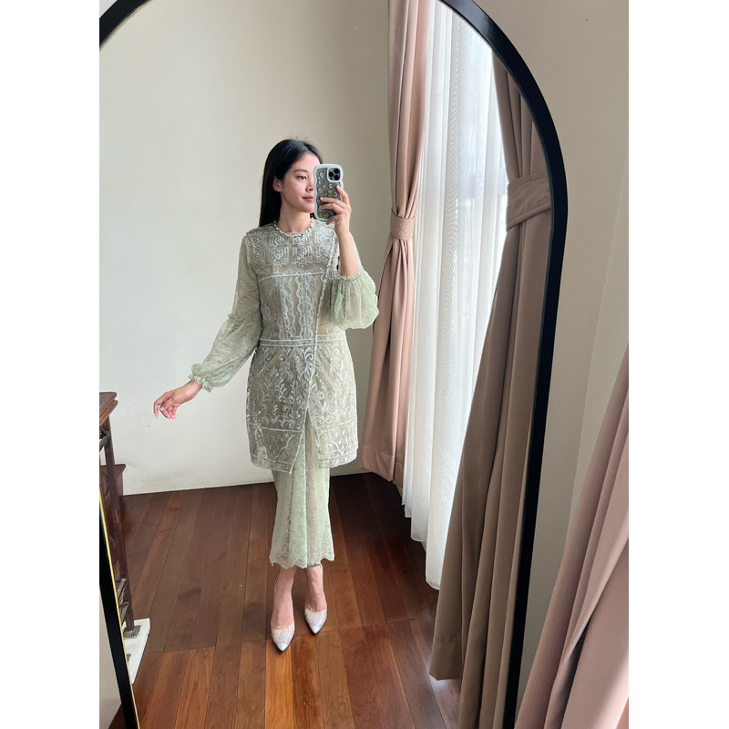 amrthelabel / jacinta set / sage green
