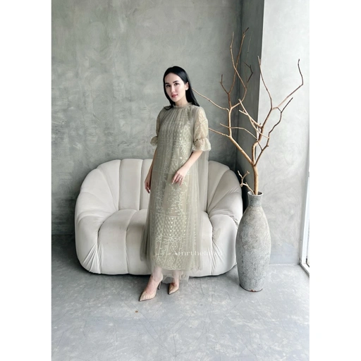 Image of amrthelabel / lave dress / sage green