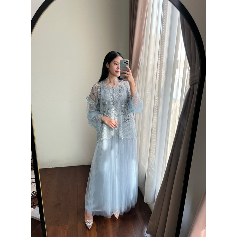 amrthelabel / kamari set / powder blue