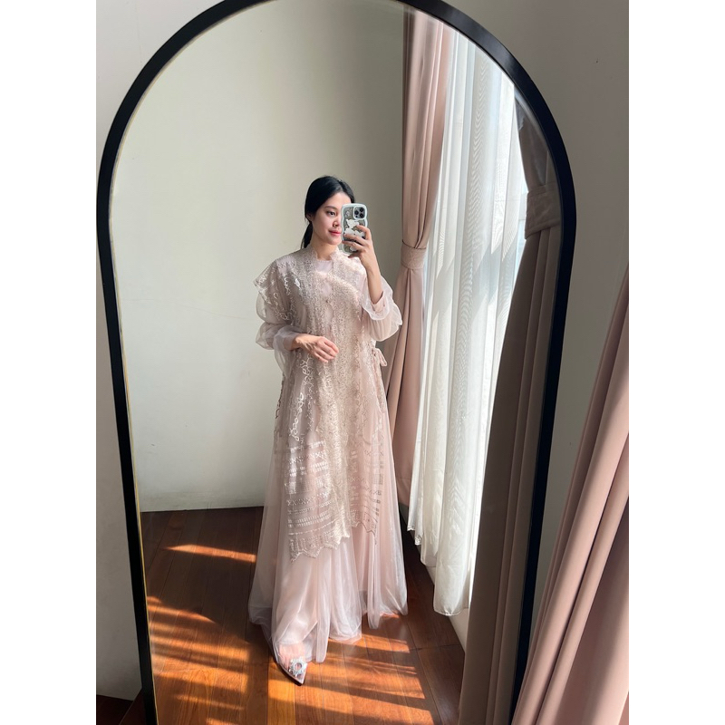 amrthelabel / lively dress / nude