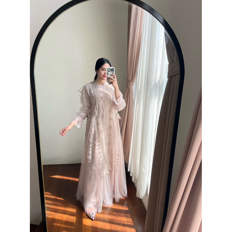 amrthelabel / lively dress / nude
