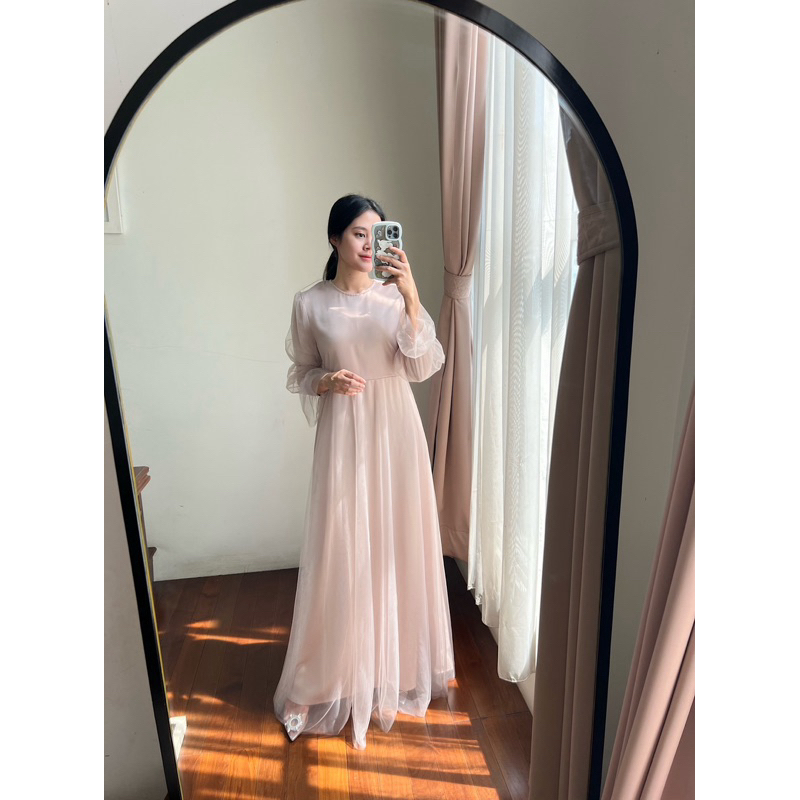 amrthelabel / lively dress / nude
