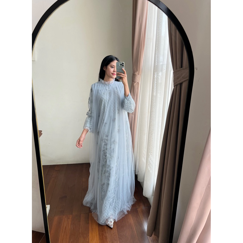 amrthelabel / lave hijab / powder blue