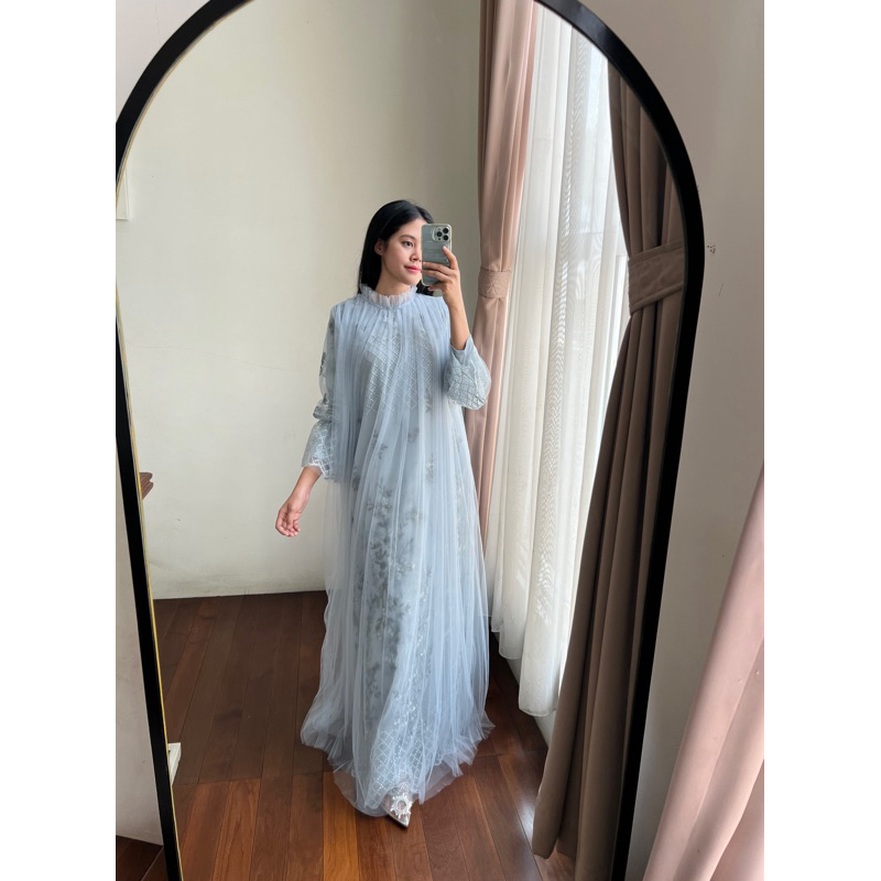 amrthelabel / lave hijab / powder blue