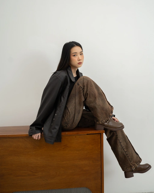 Image of CATHA - Rust Brown Derv Line Up Jeans