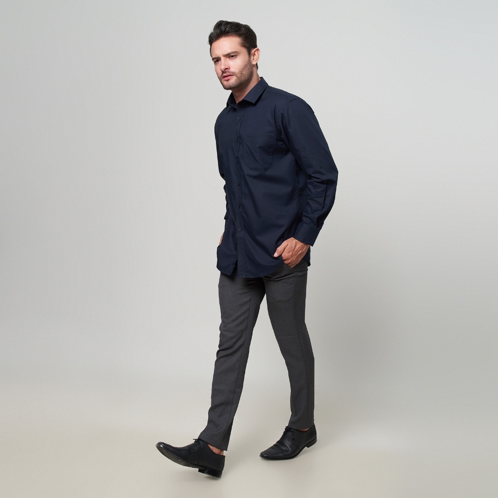 Kemeja Pria Lengan Panjang Navy Katun Premium Body Fit