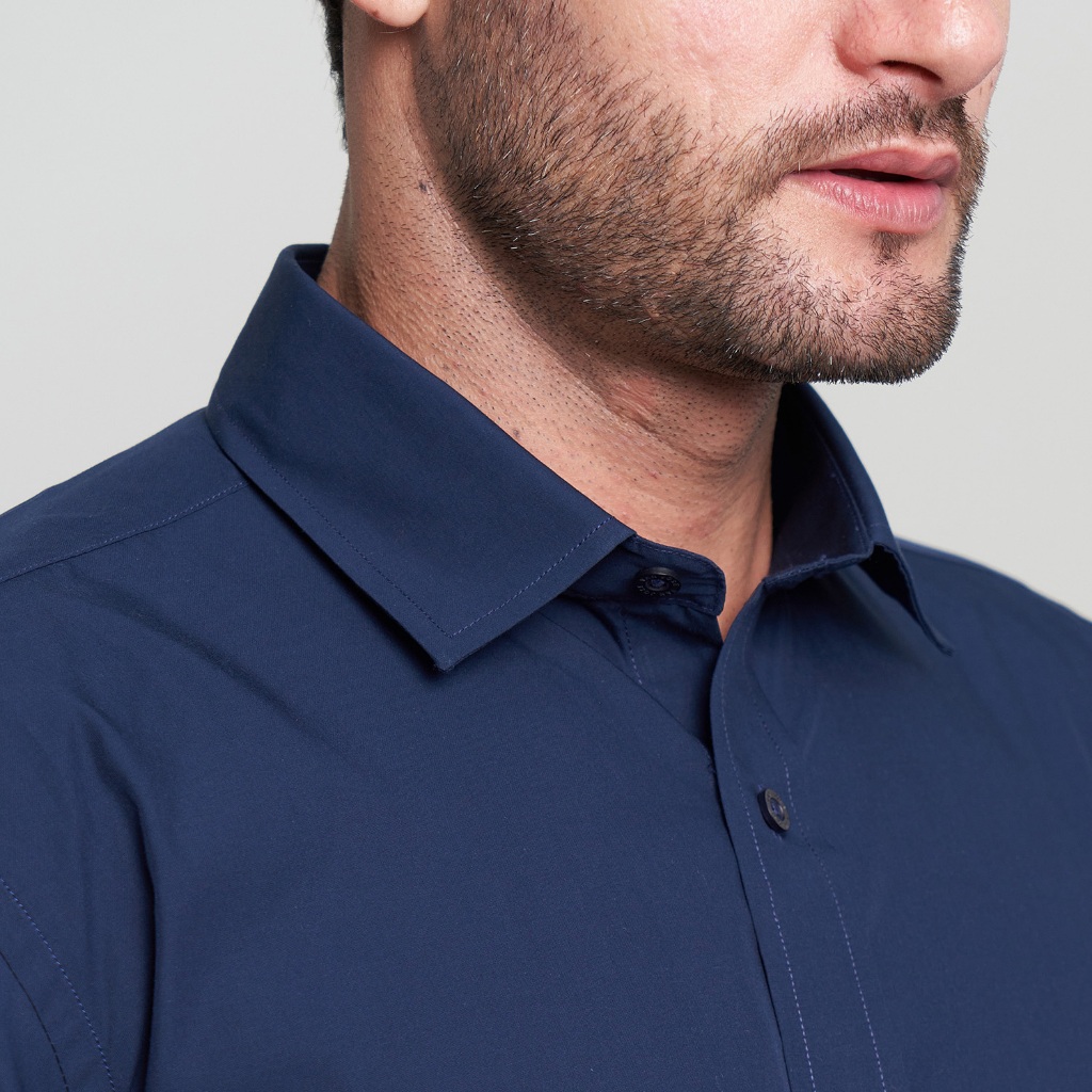 Kemeja Pria Lengan Panjang Navy Katun Premium Body Fit
