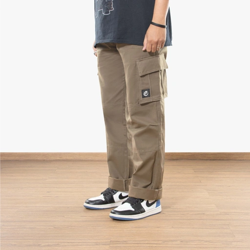 Image of ROOFWELL - UTERO MOCCA | CELANA TWILL PANJANG | CELANA CARGO PANJANG | CARGO PANTS | CARGO PRIA | CELANA PRIA | CELANA GUNUNG KREM