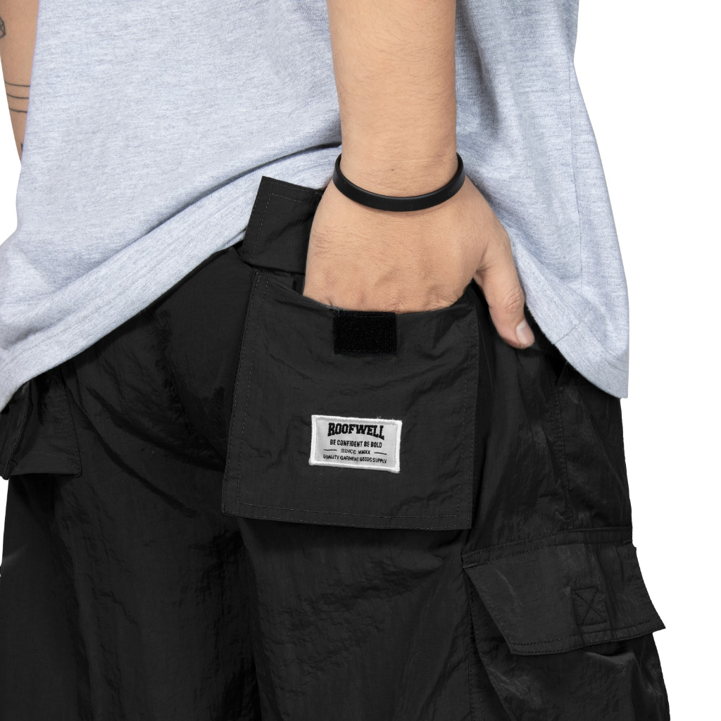 Roofwell - Devcon Black | Crinkle Shortpants | Celana Crinkle Pendek | Celana Cargo Pendek | Boardshort | Celana Santai Unisex |