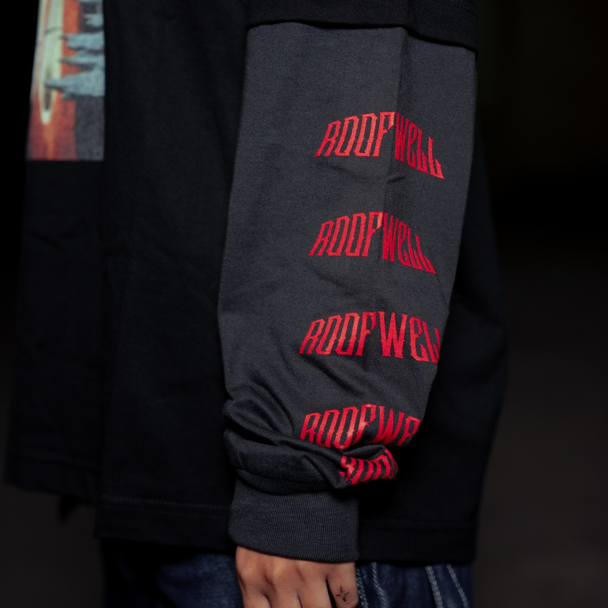 Roofwell - Dweller Black | Double Layer | Tshirt Longsleeve 20s | Oversize Unisex |