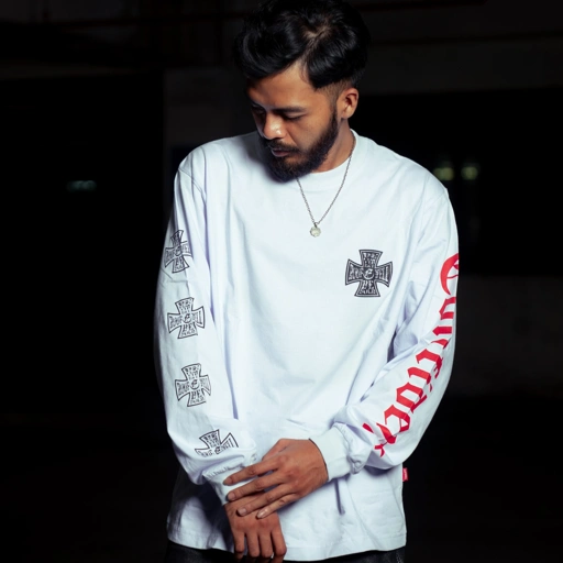 Image of Roofwell - Frost White | Long Sleeve | Tshirt  Longsleeve 20s | Oversize Unisex |