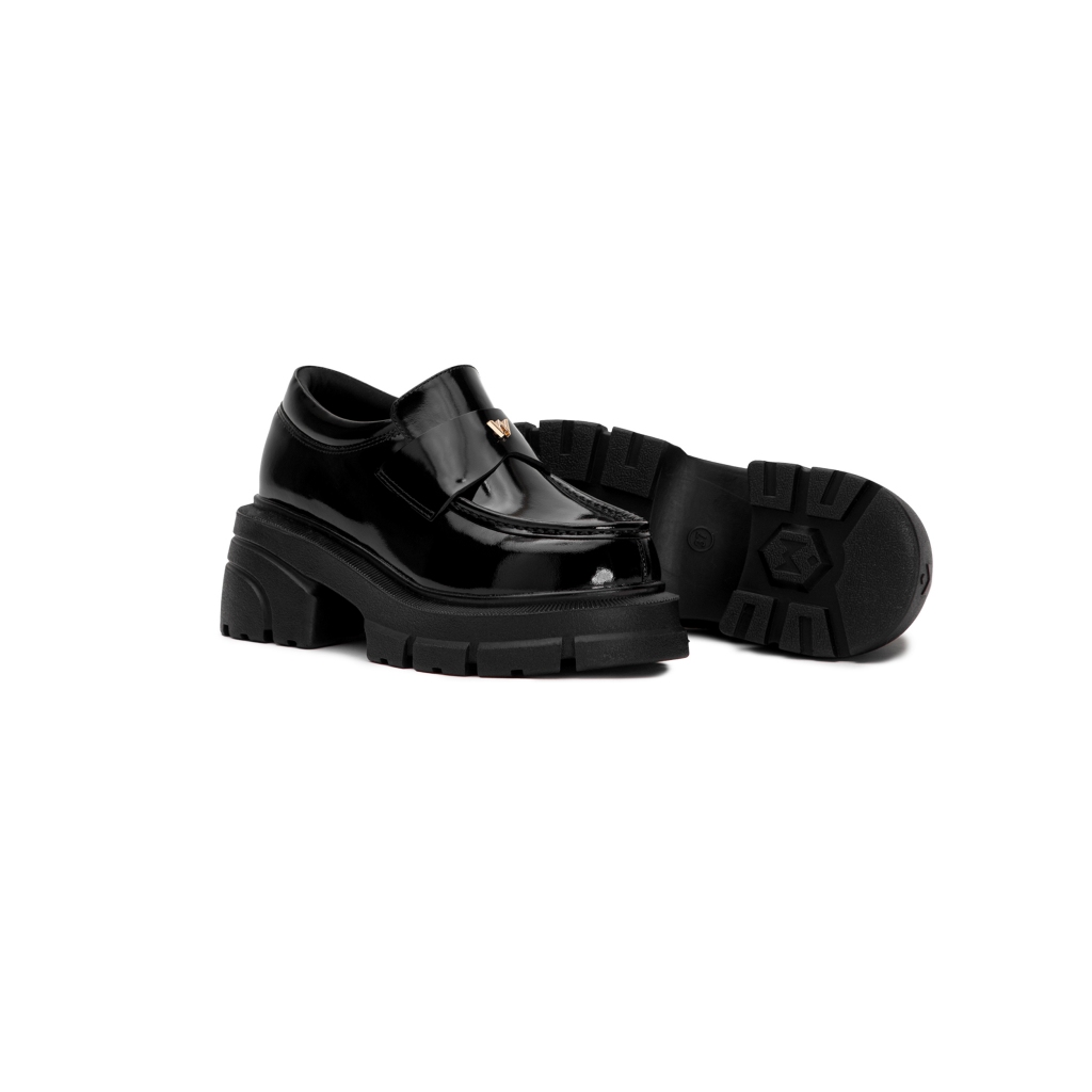 THE SLAY-DY WOLF LOAFER - The wolf