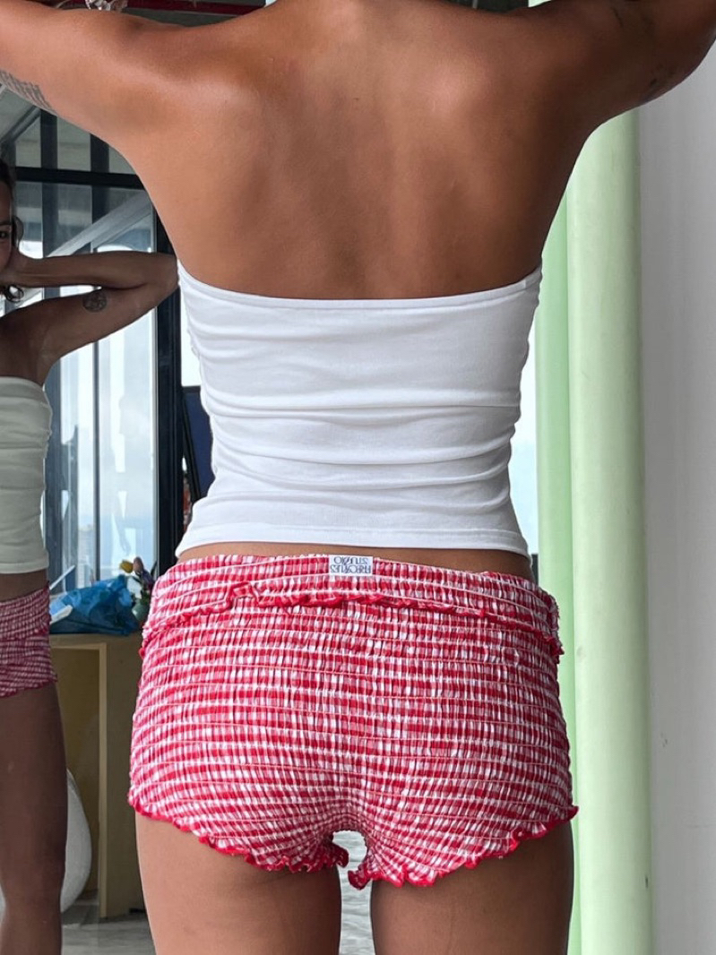 Straw Shorts - The frecklestudio