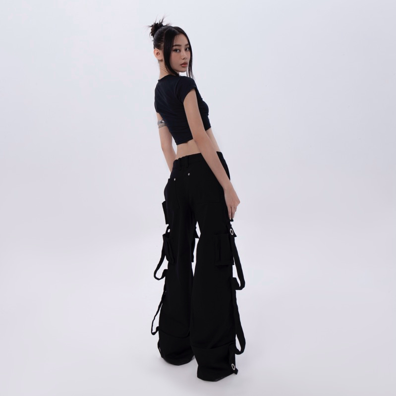 Wanna Bite Crop Top - scovism