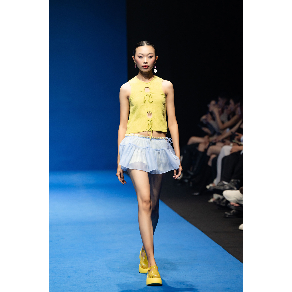 Cutout Top Yellow - Dottie