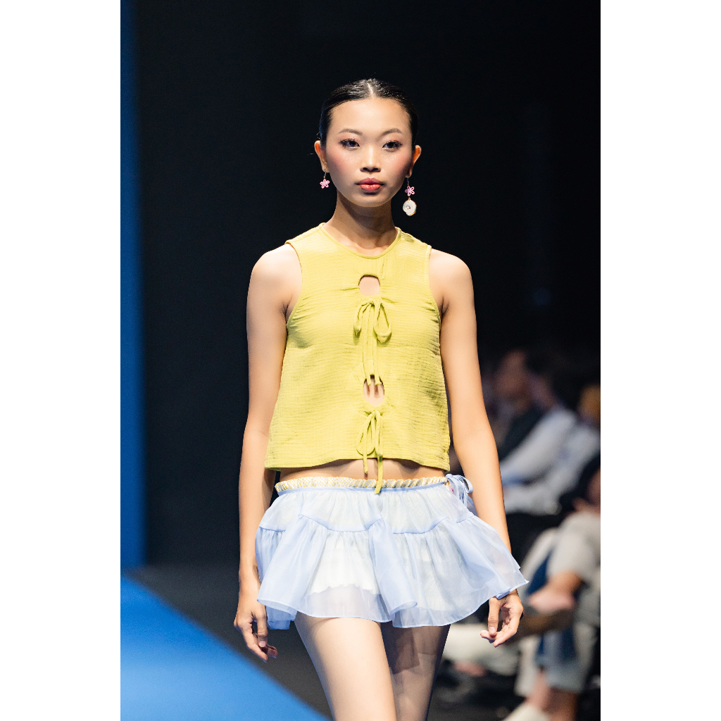 Cutout Top Yellow - Dottie
