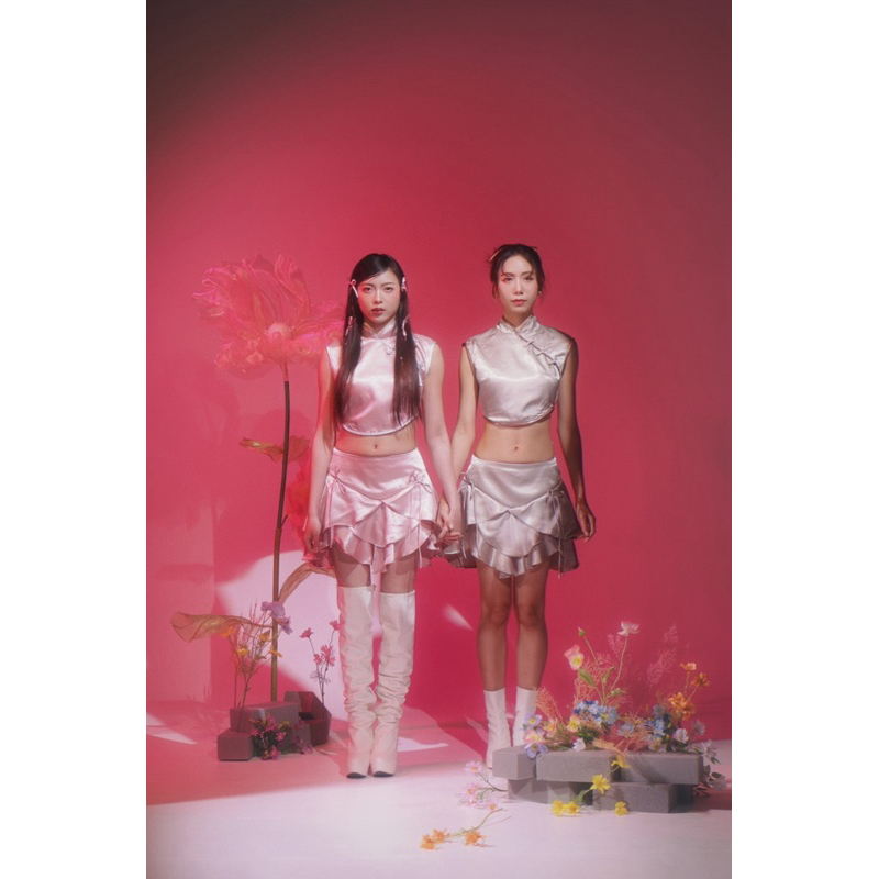 Mei Top - LOVE PERMIT