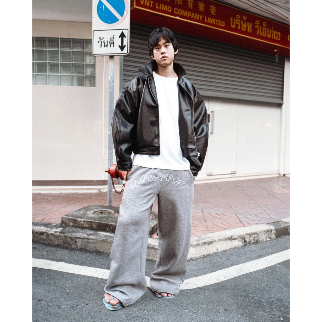 2000 LEATHER JACKET - 67 Percent