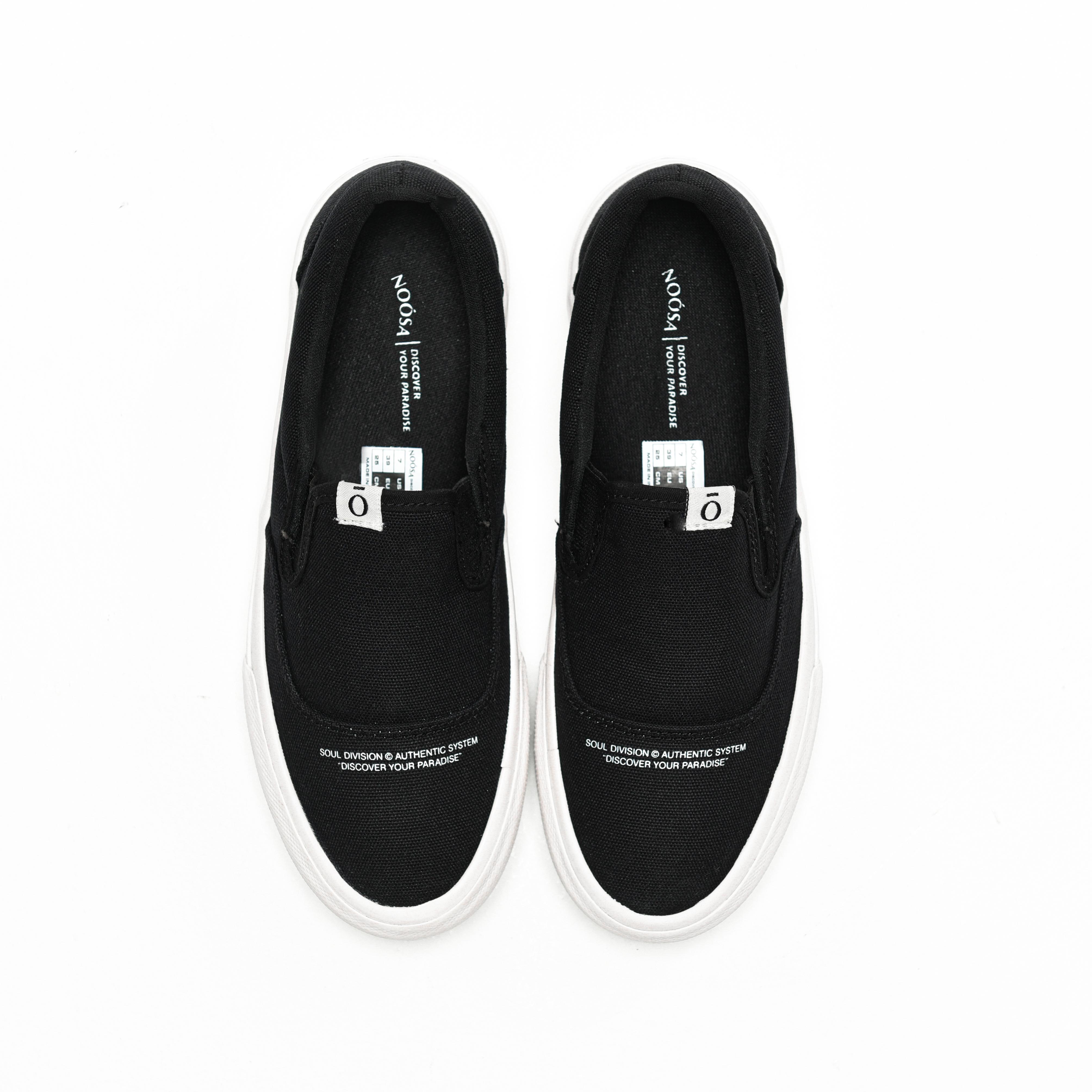 NOOSA Liberta Slip On Classic Mono Black