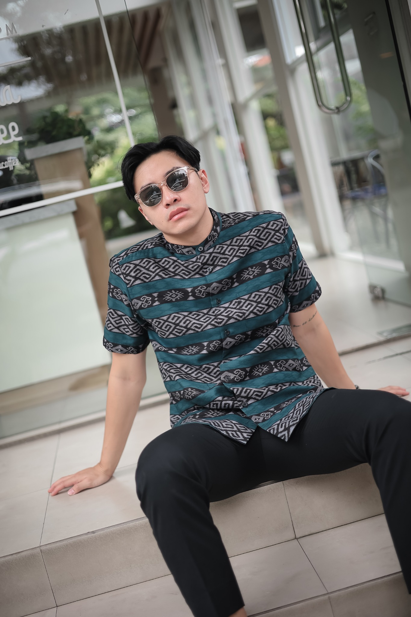 ETHNIC Short Sleeve