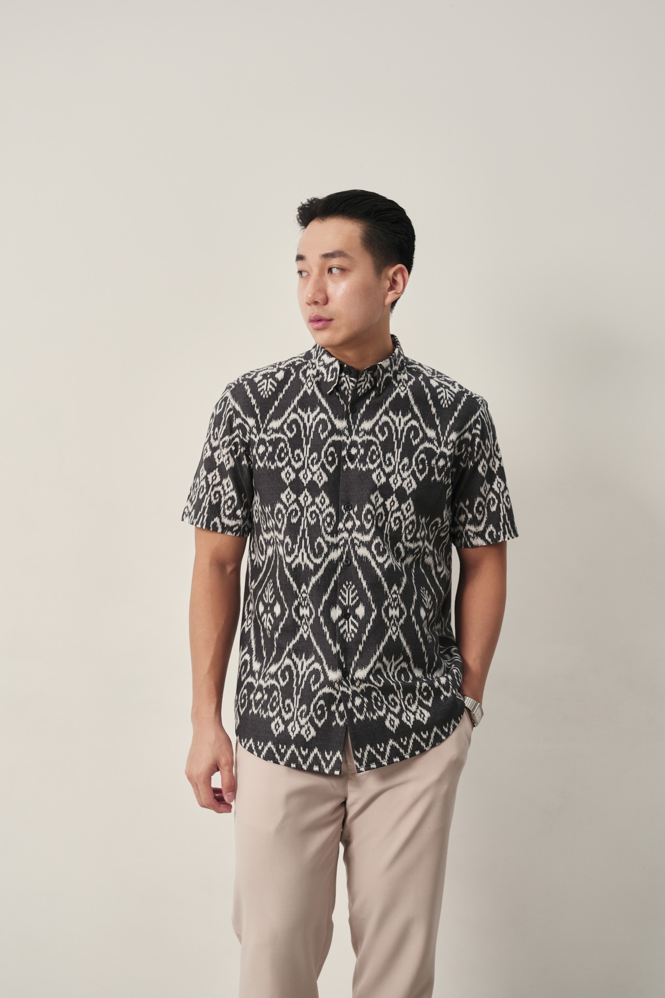 MARAKESH BLACK Short Sleeve