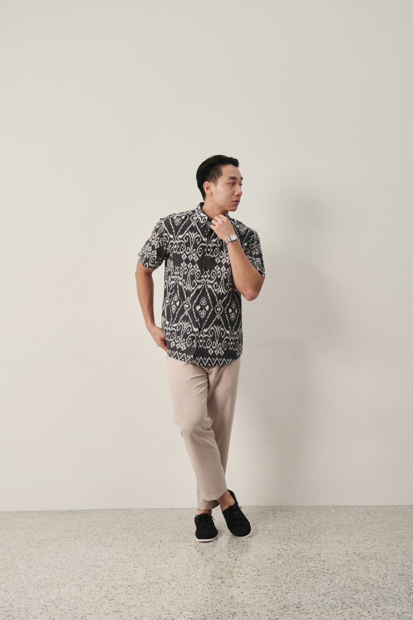 MARAKESH BLACK Short Sleeve