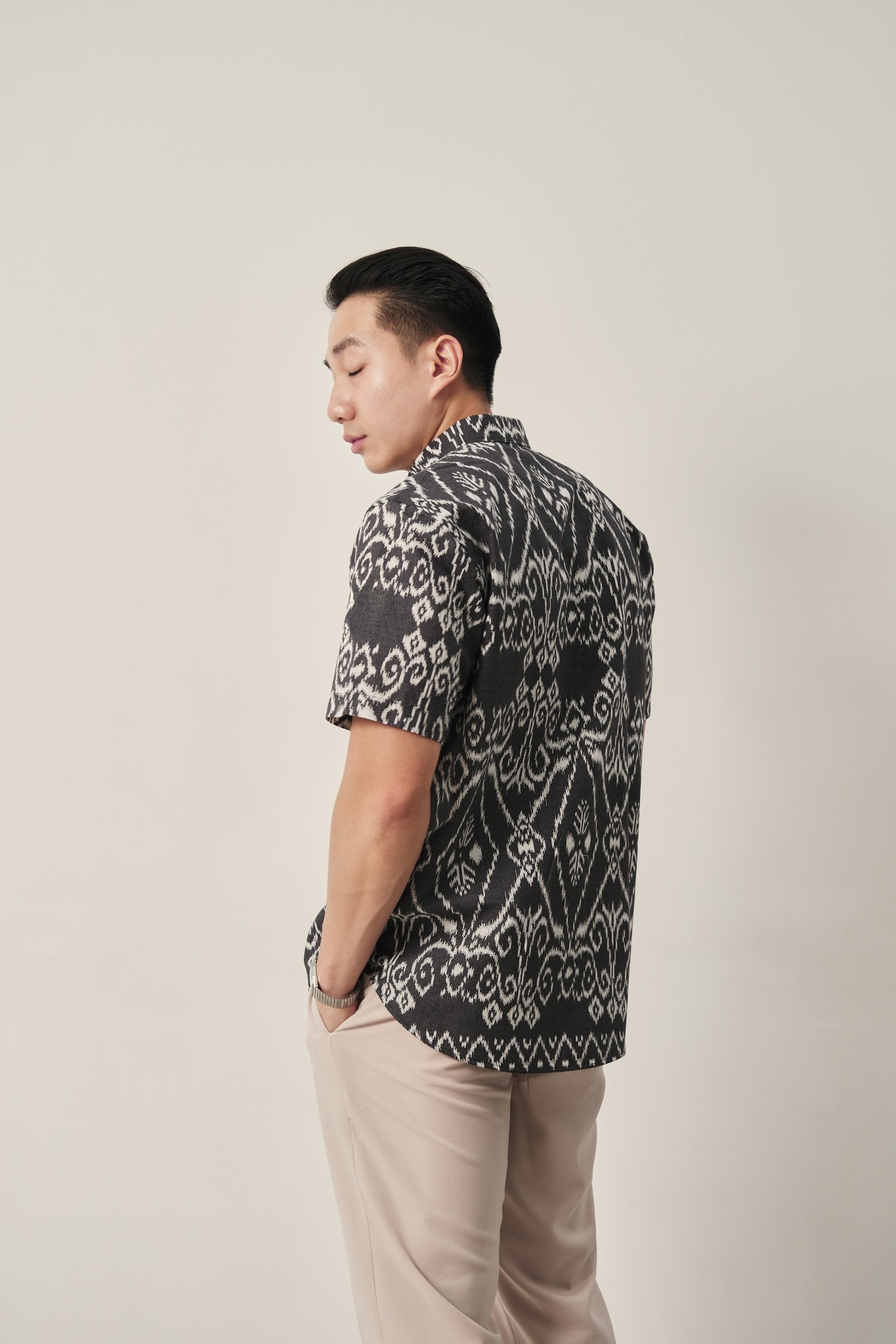 MARAKESH BLACK Short Sleeve