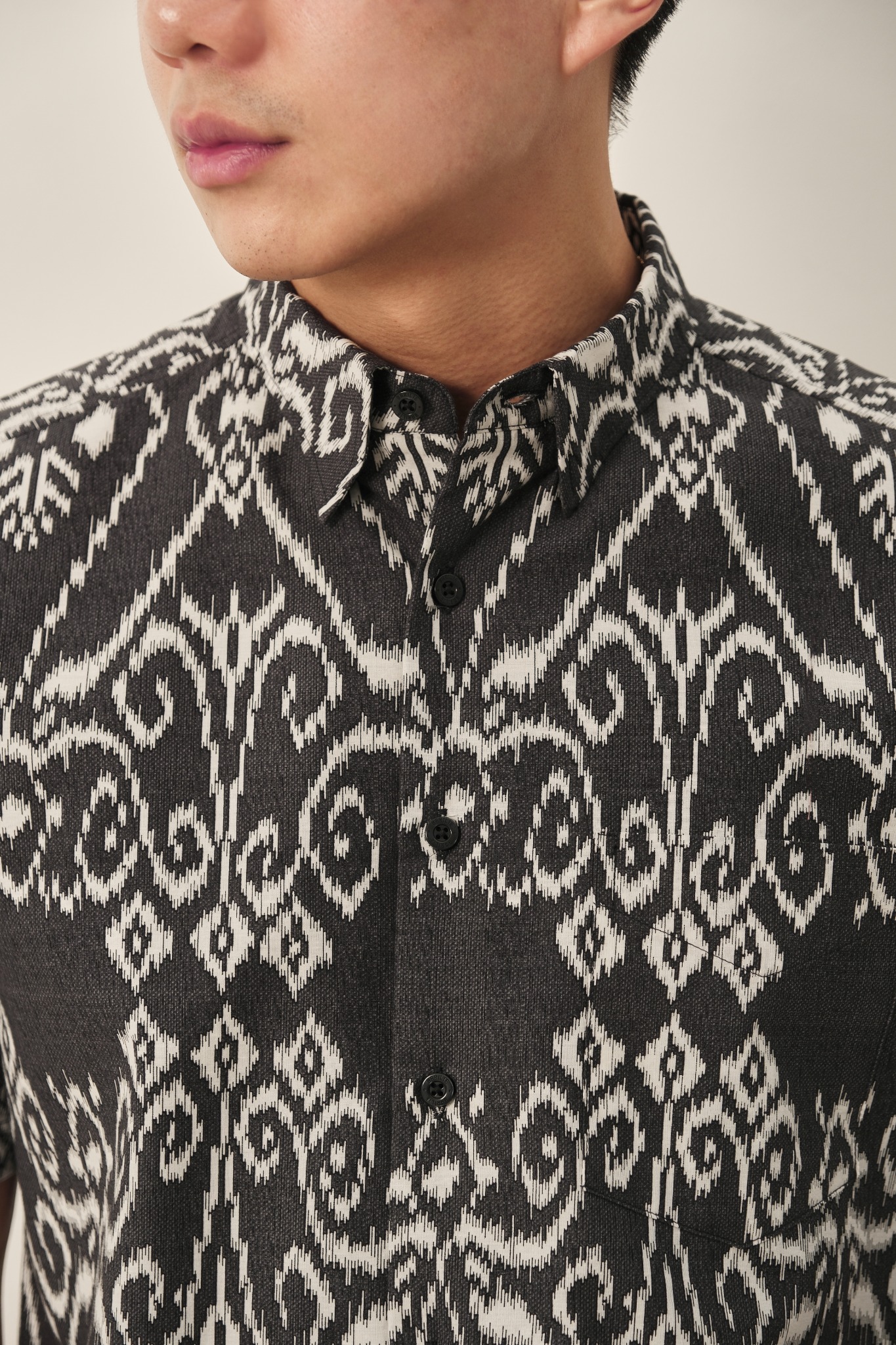 MARAKESH BLACK Short Sleeve