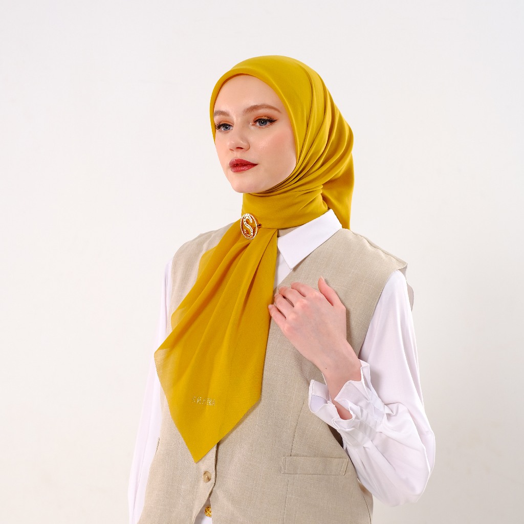Shafira - Marcella Plain Scarf - Hijab Segi Empat - Ziplock Packaging