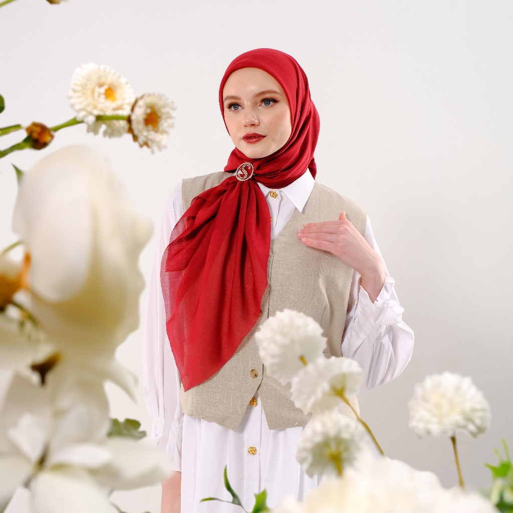 Shafira - Marcella Plain Scarf - Hijab Segi Empat - Ziplock Packaging