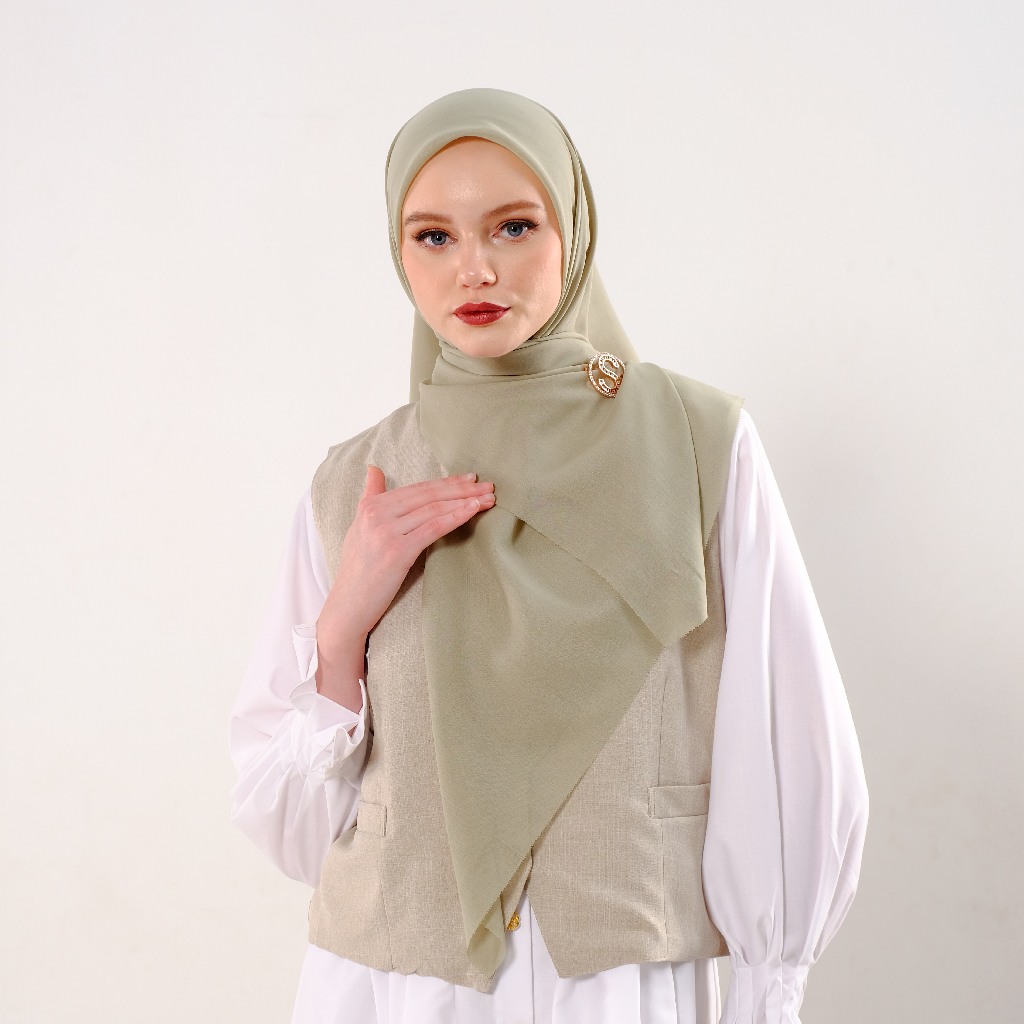 Shafira - Marcella Plain Scarf - Hijab Segi Empat - Ziplock Packaging