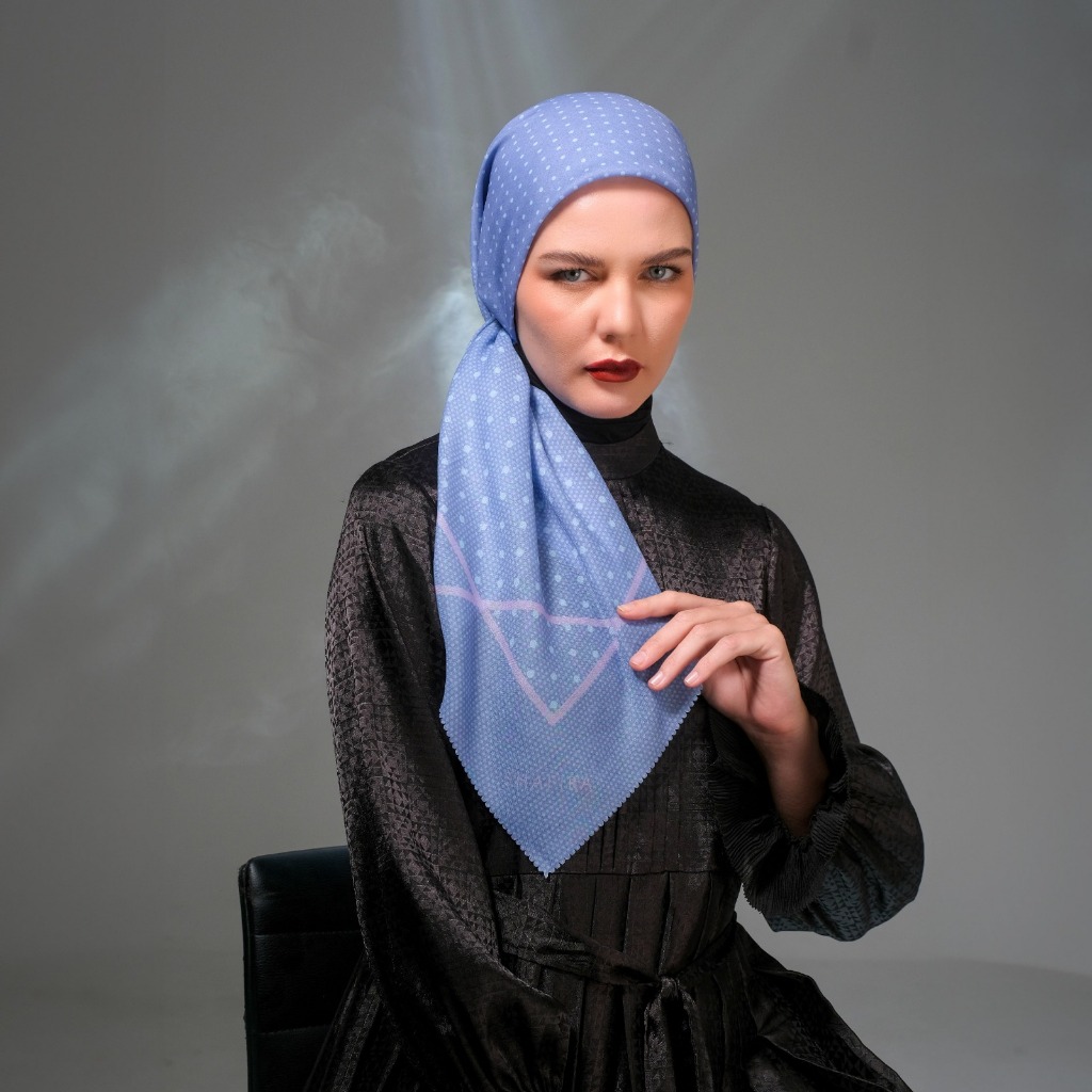 Shafira - Corvina Printed Scarf - Kerudung Segi Empat Motif - Hard Box Packaging