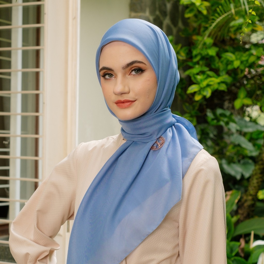 Shafira - Safiyya Plain Scarf - Hijab Segi Empat Polos - Hard Box Packaging