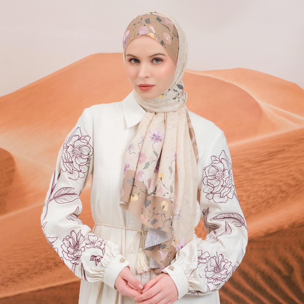 Shafira - Delilah Printed Scarf - Hijab Segi Empat Motif - Voal - Hard Box Packaging
