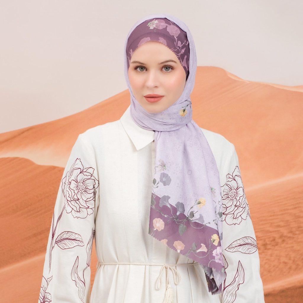 Shafira - Delilah Printed Scarf - Hijab Segi Empat Motif - Voal - Hard Box Packaging