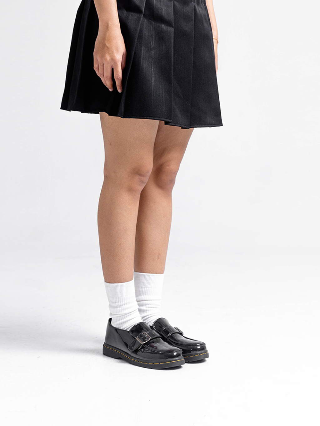 Sepatu Catless tirana Hitam - Sepatu Slip On Loafers Boots Kulit Wanita
