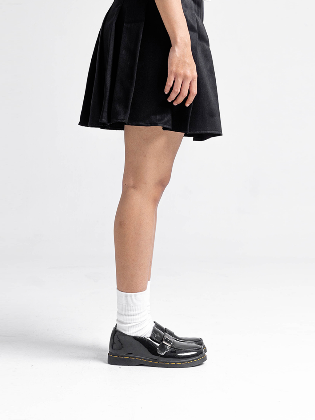 Sepatu Catless tirana Hitam - Sepatu Slip On Loafers Boots Kulit Wanita