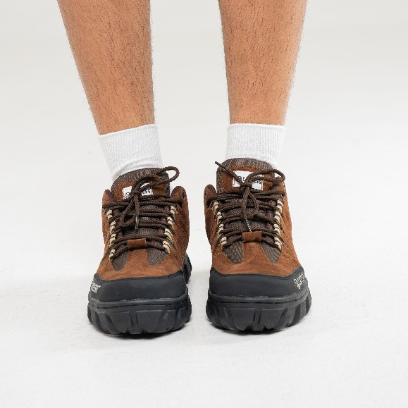 Catless Sepatu boots Safety Pria Everest Brown - Sepatu Outdoor Gunung Pria Dengan Ujung Besi