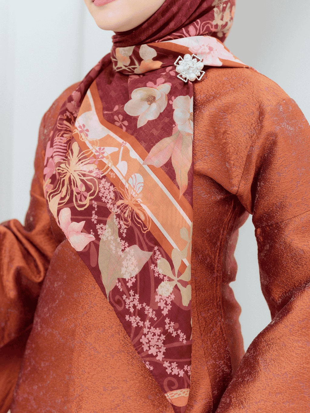 Scarf Magnolia Series