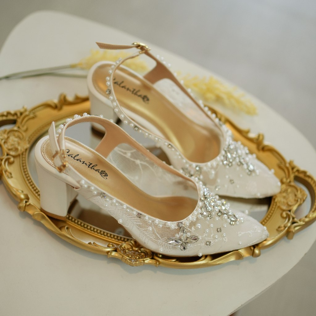 Deu_Calantha Sepatu Ankle Strap Adeline Cream & White 7 cm