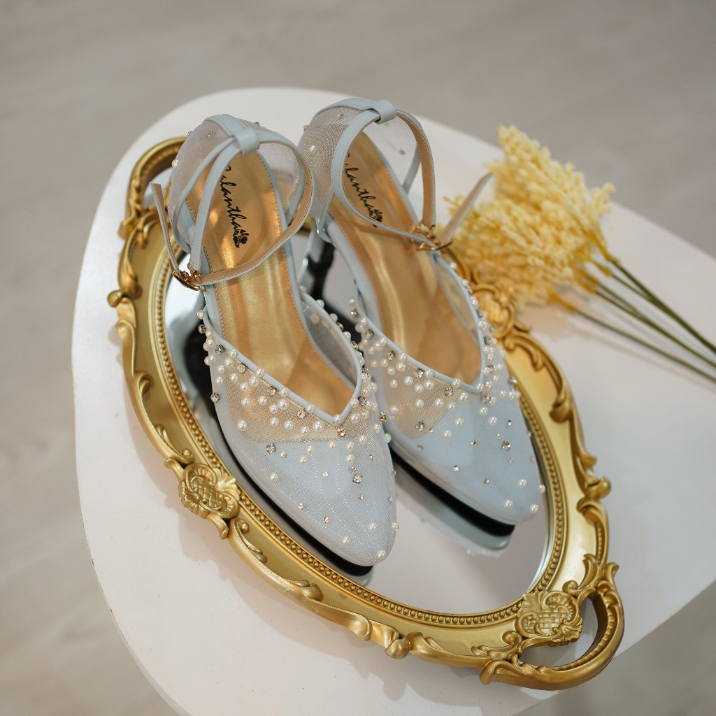 Deu_Calantha Sepatu Pesta Wanita Wedding Shoes Selop Ankle Strap Leona Heels 8 Cm Platform 1 Cm Slop Kain Brokat Mewah Hak Tebal Kulit Sintesis Insole Empuk Kuat Dan Nyaman Dipakai