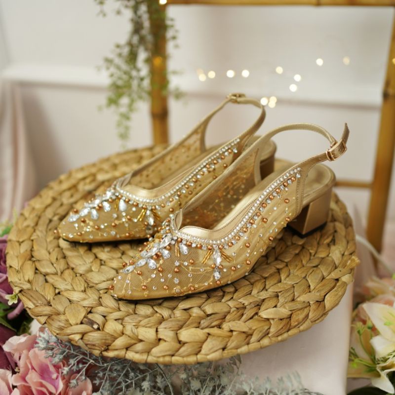 Deu_Calantha Sepatu Ankle Strap Aghnia Gold 5CM White 7CM