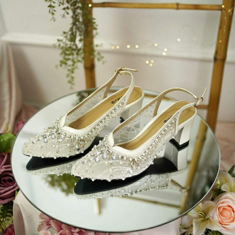 Deu_Calantha Sepatu Ankle Strap Aghnia Gold 5CM White 7CM