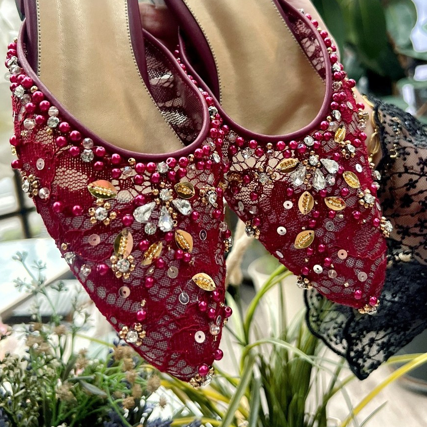 Deu_Calantha Sepatu Pesta Wanita Wedding Selop Payet Amecia Heels 3 Cm Kain Brokat Hak Tebal Kulit Sintesis Insole Empuk