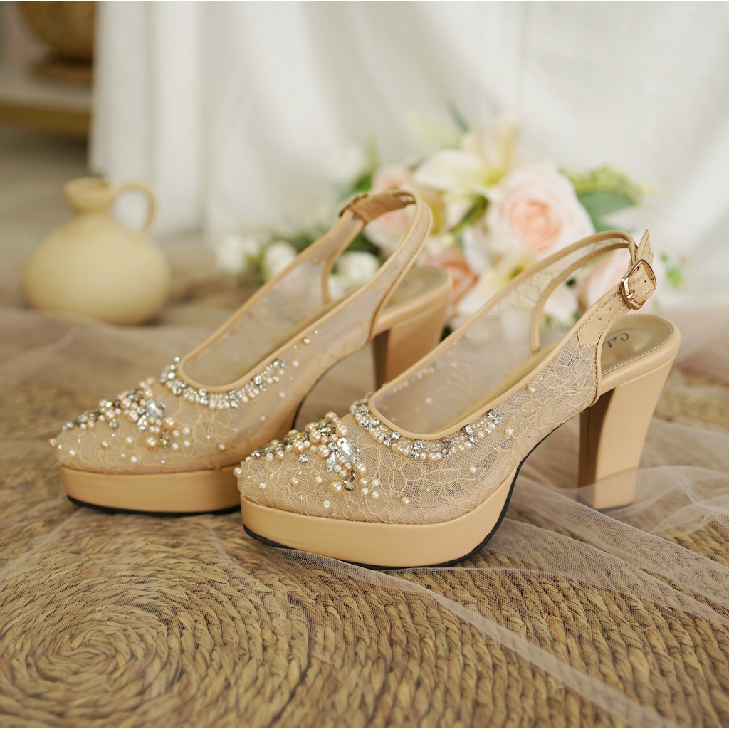 Deu_Calantha Sepatu Pesta Wanita Wedding Shoes Selop Ankle Strap Grace Nude Heels 10 Cm Slop Kain Brokat Mewah Hak Tebal Kulit Sintesis Insole Empuk Kuat Dan Nyaman Dipakai